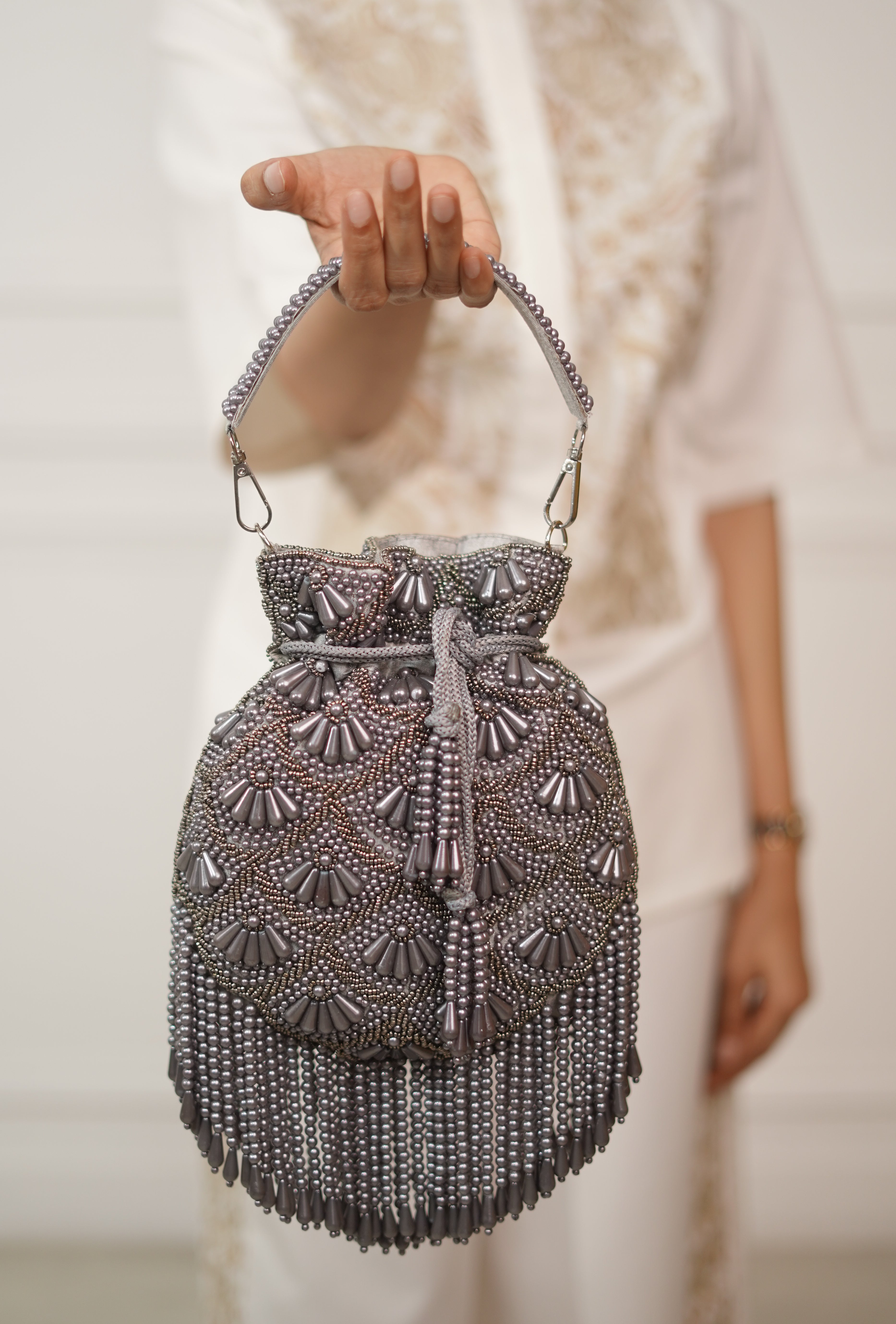 Aarizé Silver Pearl Embellished Potli